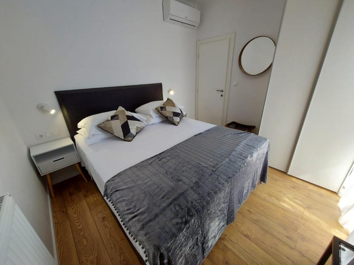 Apartmani Cvita オミシュ エクステリア 写真