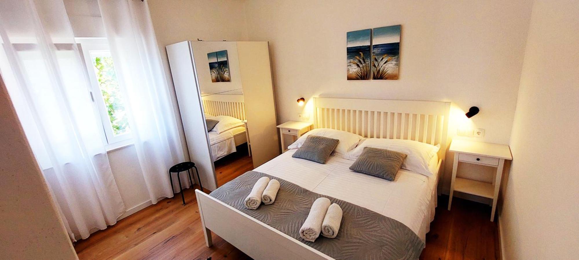 Apartmani Cvita オミシュ エクステリア 写真